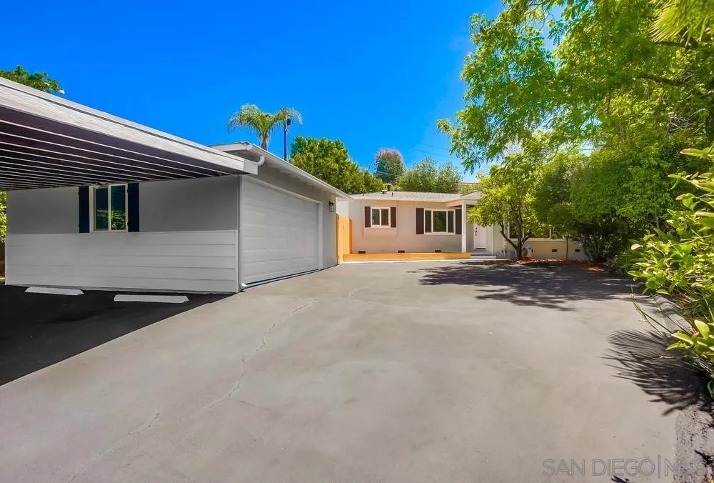 1353 Palomar Ter