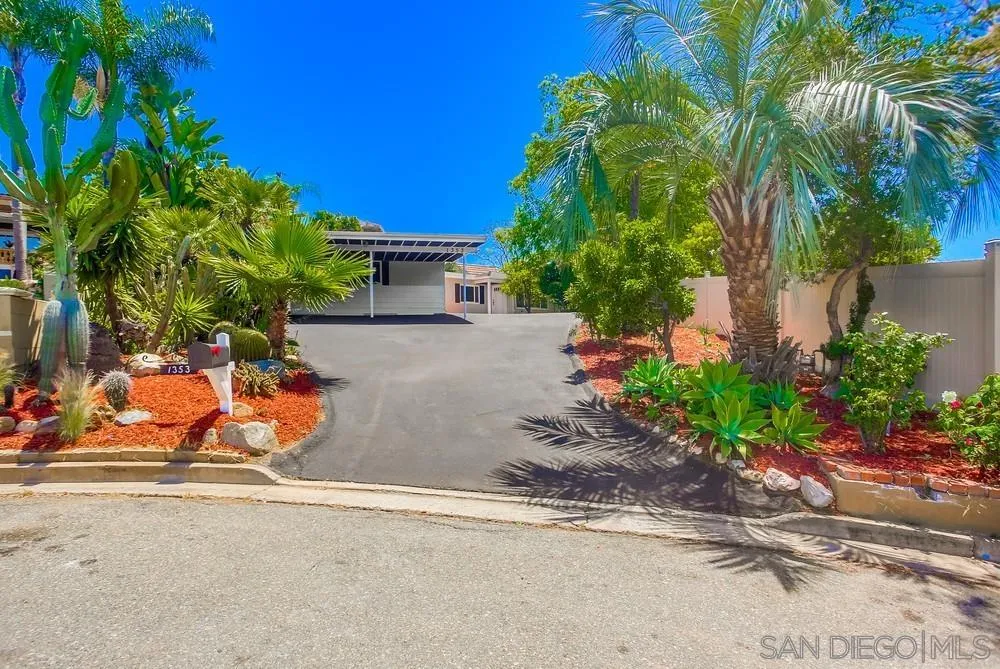 1353 Palomar Ter