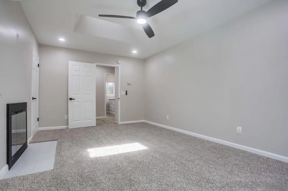 1353 Palomar Ter