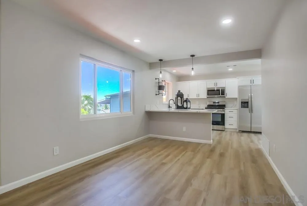 1353 Palomar Ter