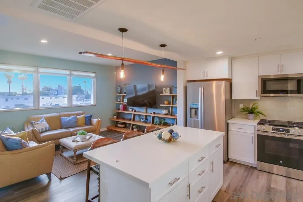 1125 S Cleveland Unit 114