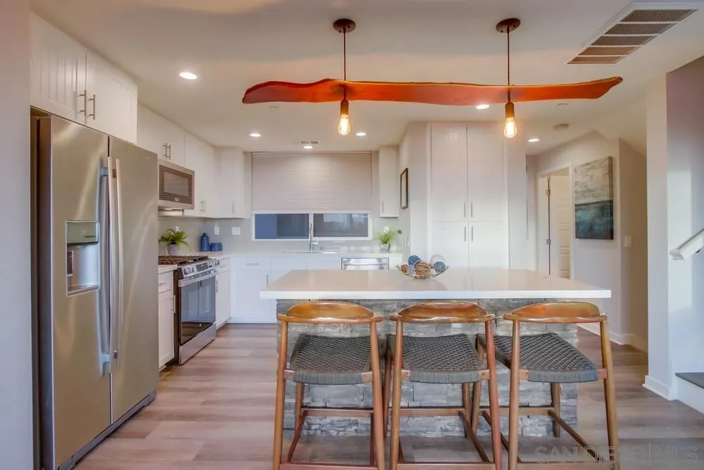 1125 S Cleveland Unit 114