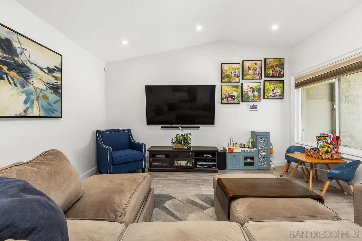 4739 Gardenia