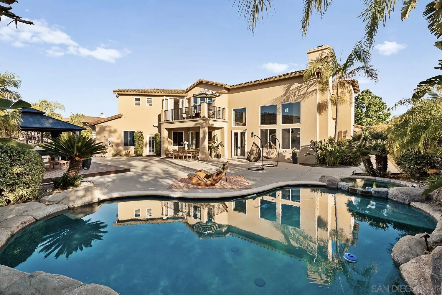 9156 Bernardo Lakes Drive