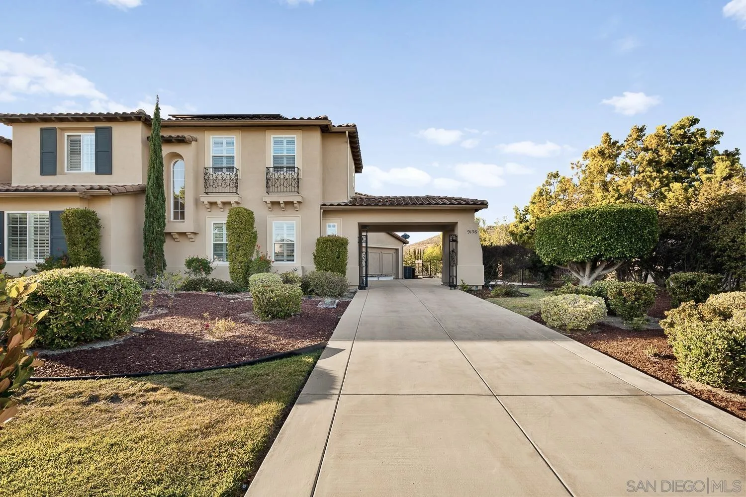 9156 Bernardo Lakes Drive