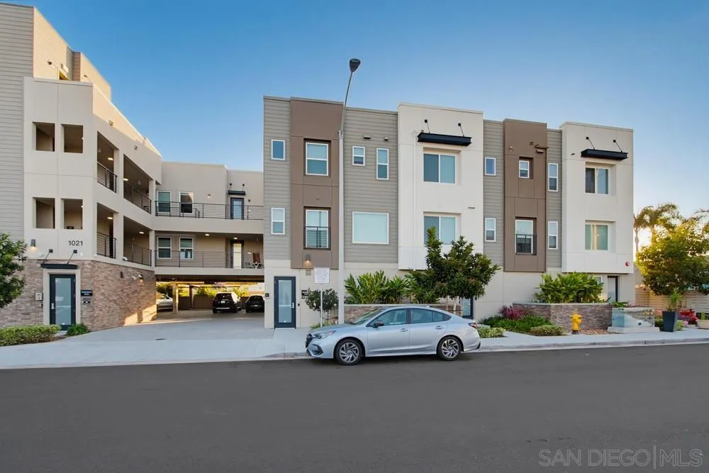 1021 S Cleveland Street Unit 313