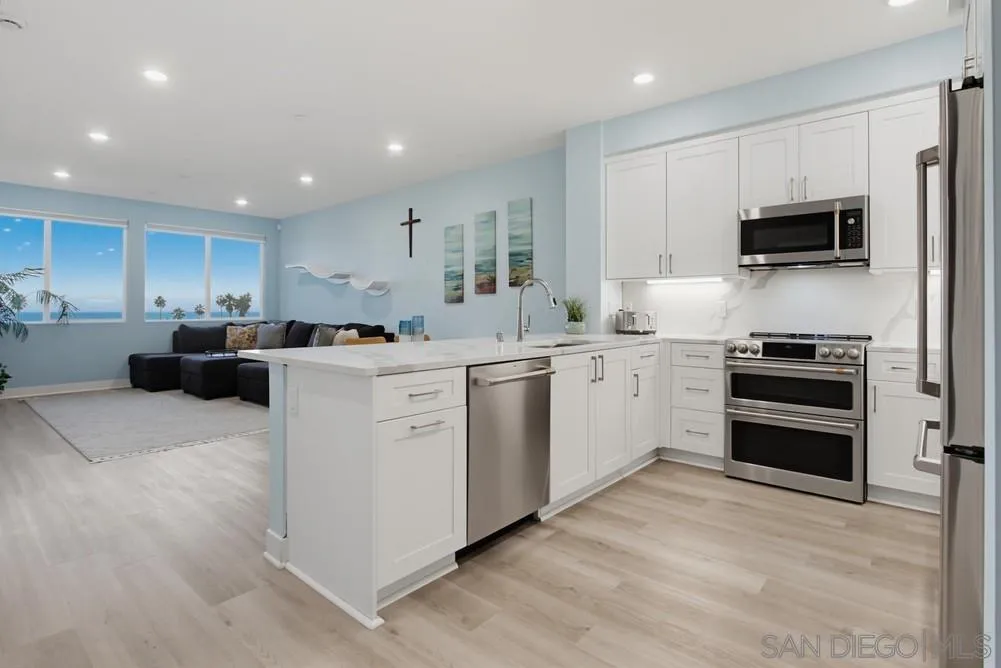 1021 S Cleveland Street Unit 313