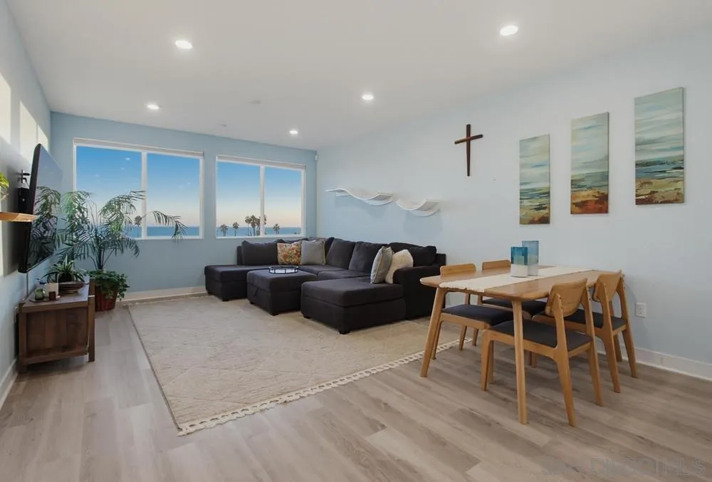 1021 S Cleveland Street Unit 313
