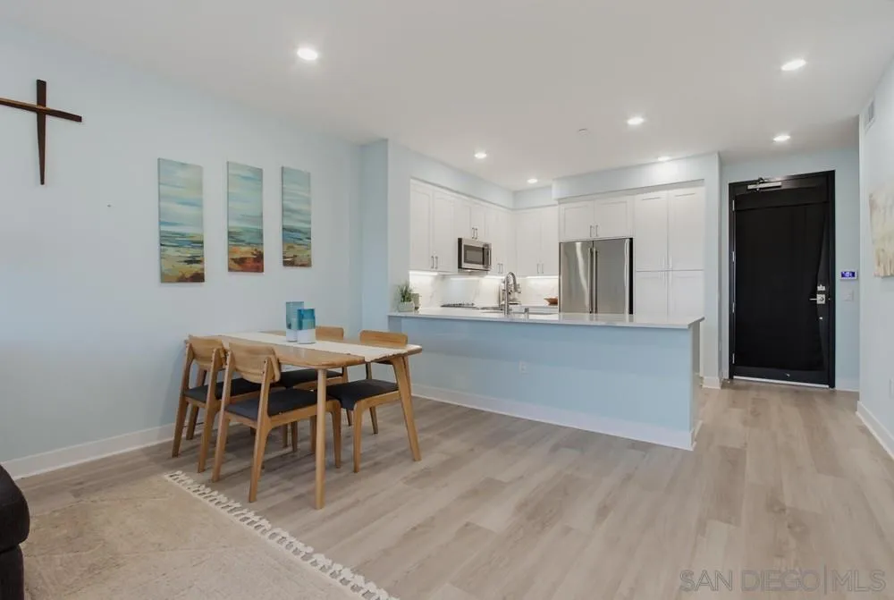 1021 S Cleveland Street Unit 313