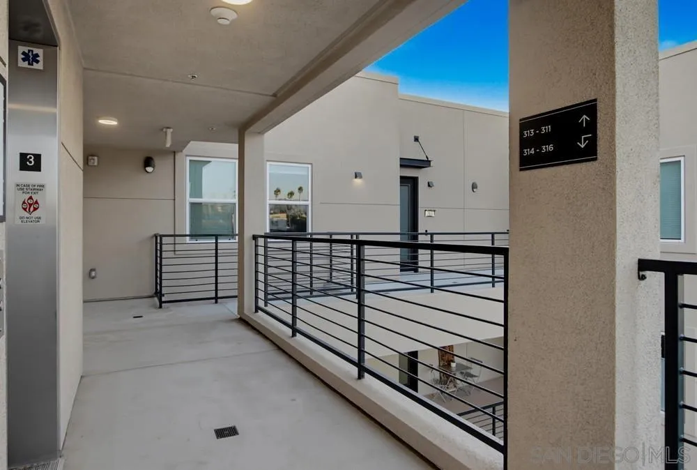 1021 S Cleveland Street Unit 313