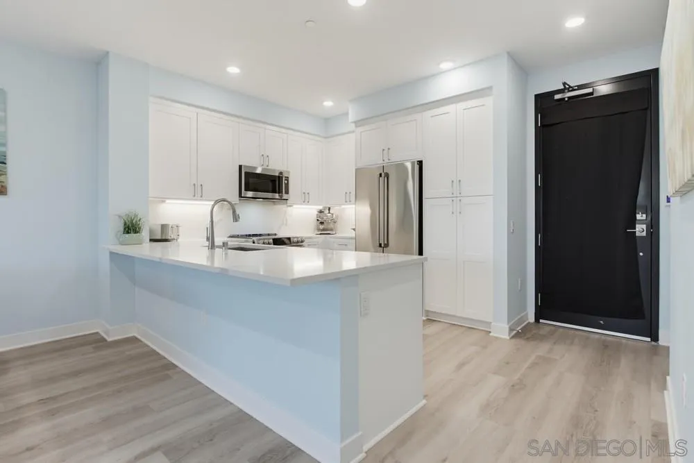 1021 S Cleveland Street Unit 313