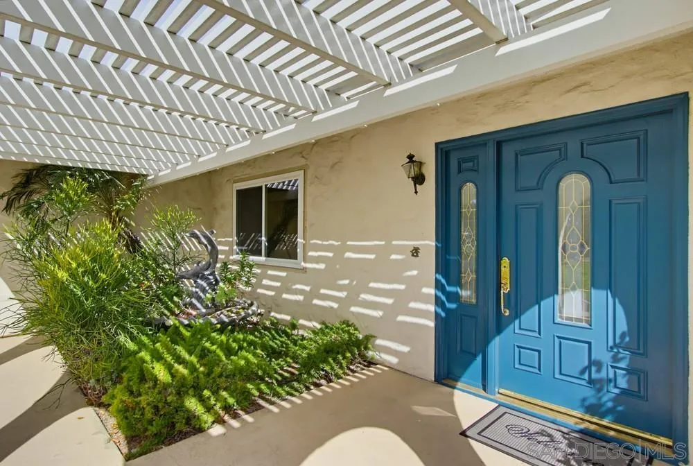 17253 Saint Andrews Drive