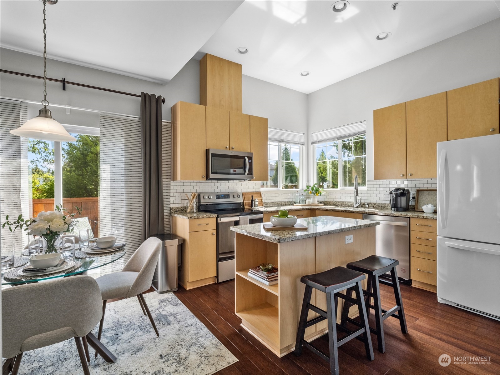 6210 Lindsay Avenue SE Unit: B