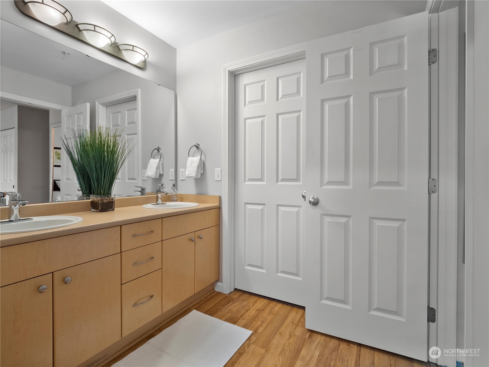 6210 Lindsay Avenue SE Unit: B