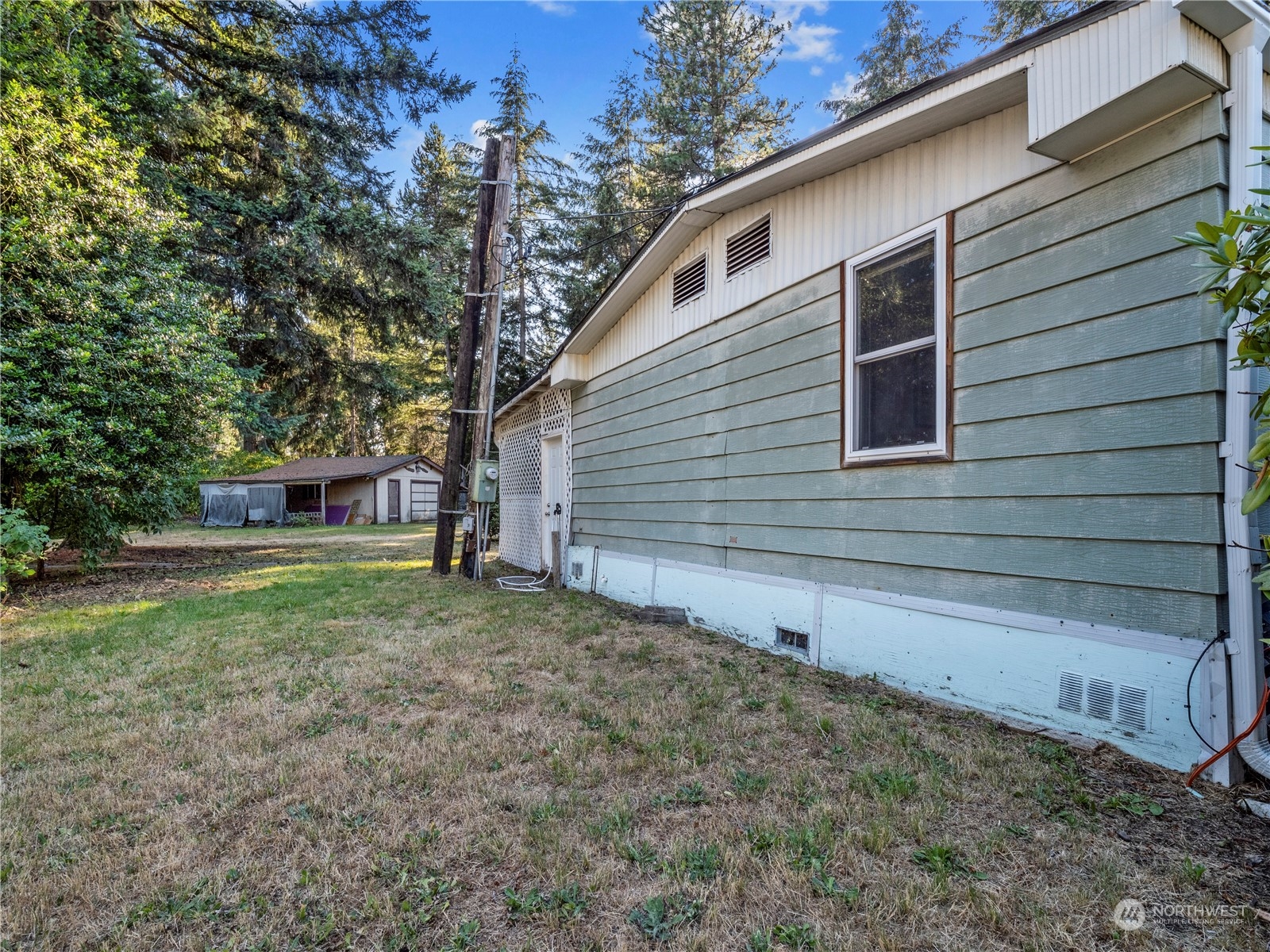 16741 Wanda Court SE