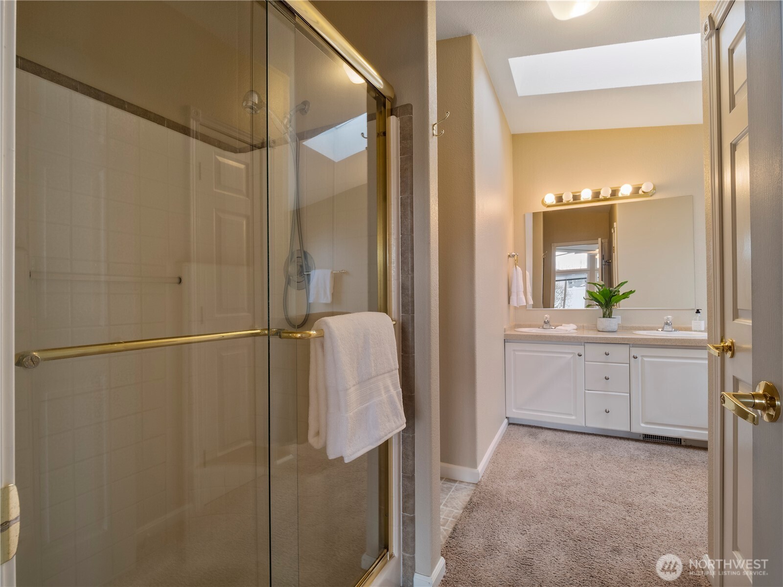 306 Willow Street SW Unit: 13