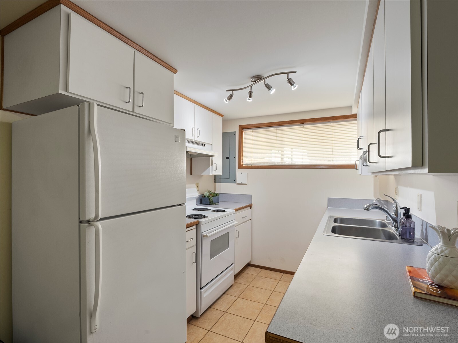 16631 Sylvester Road SW