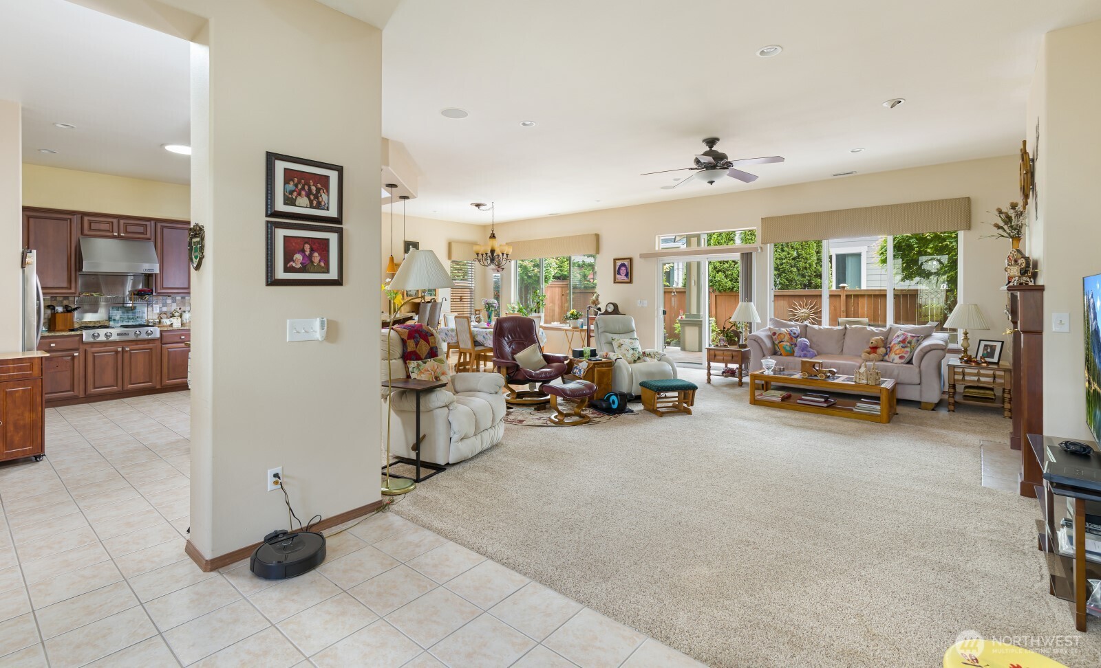 8516 Bainbridge Loop NE