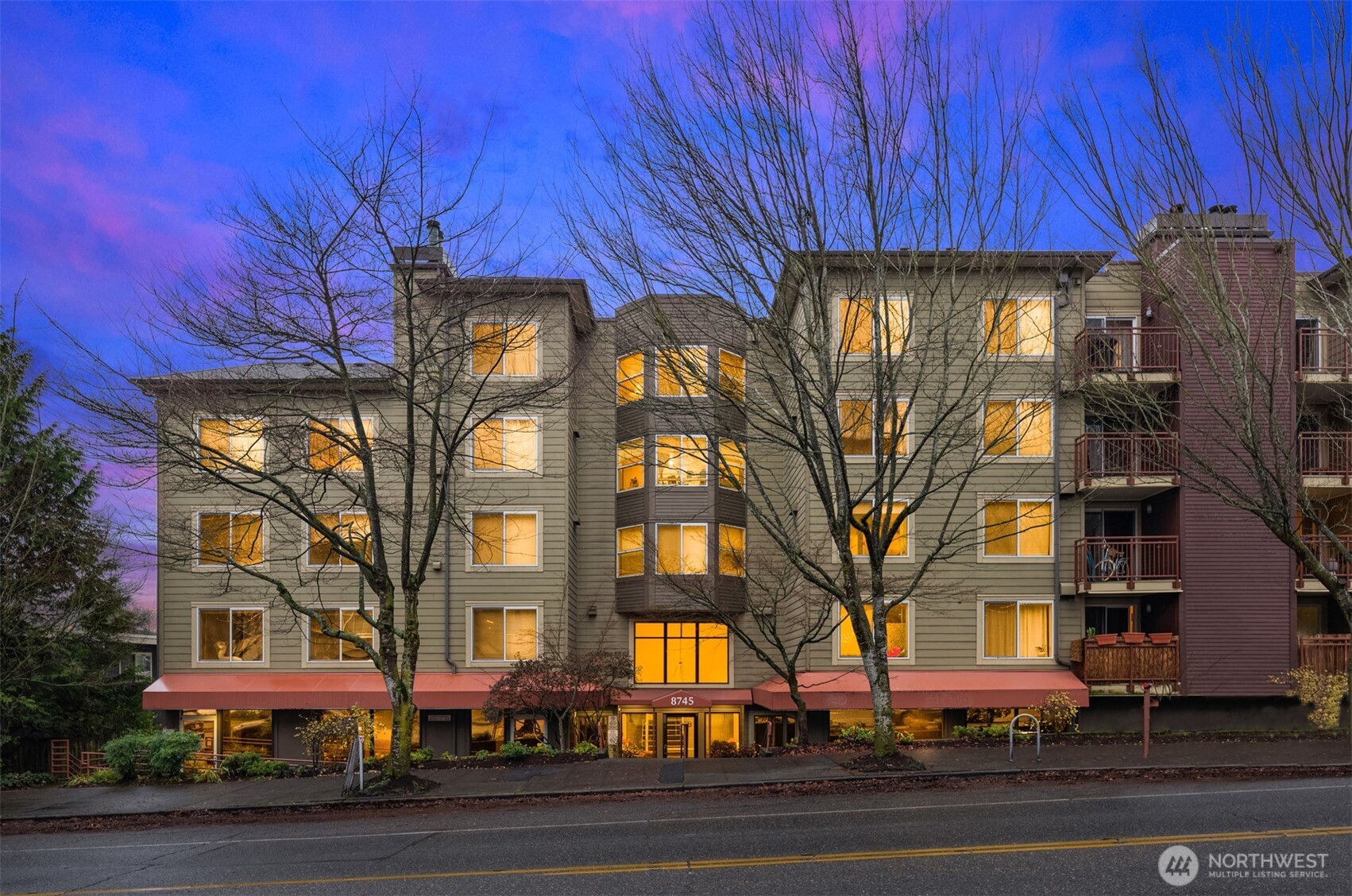 8745 Greenwood Avenue N Unit: 311