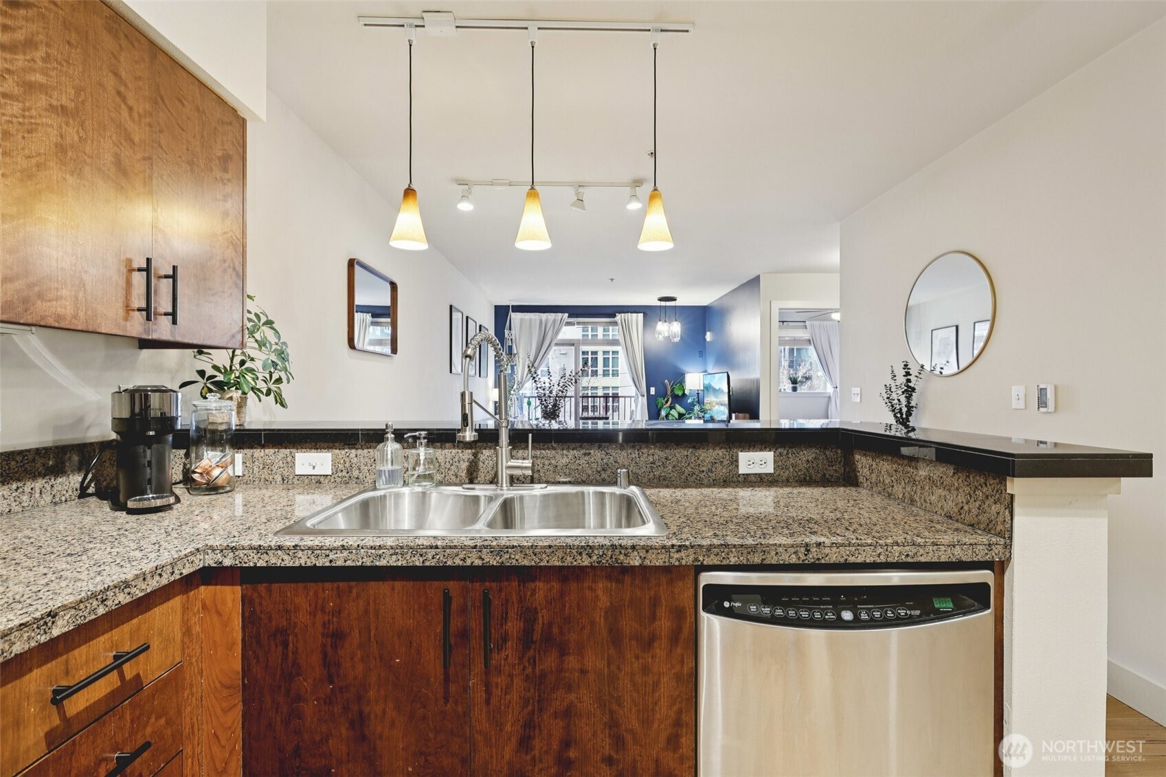 5650 24th Avenue NW Unit: 206