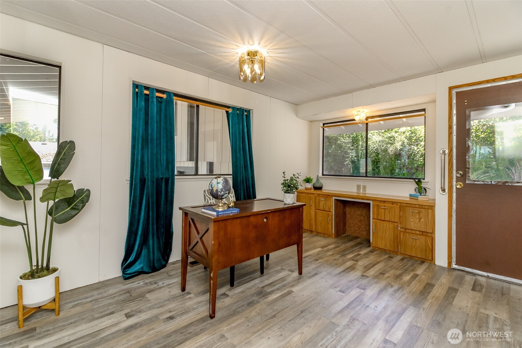 14014 Greenbelt Drive E