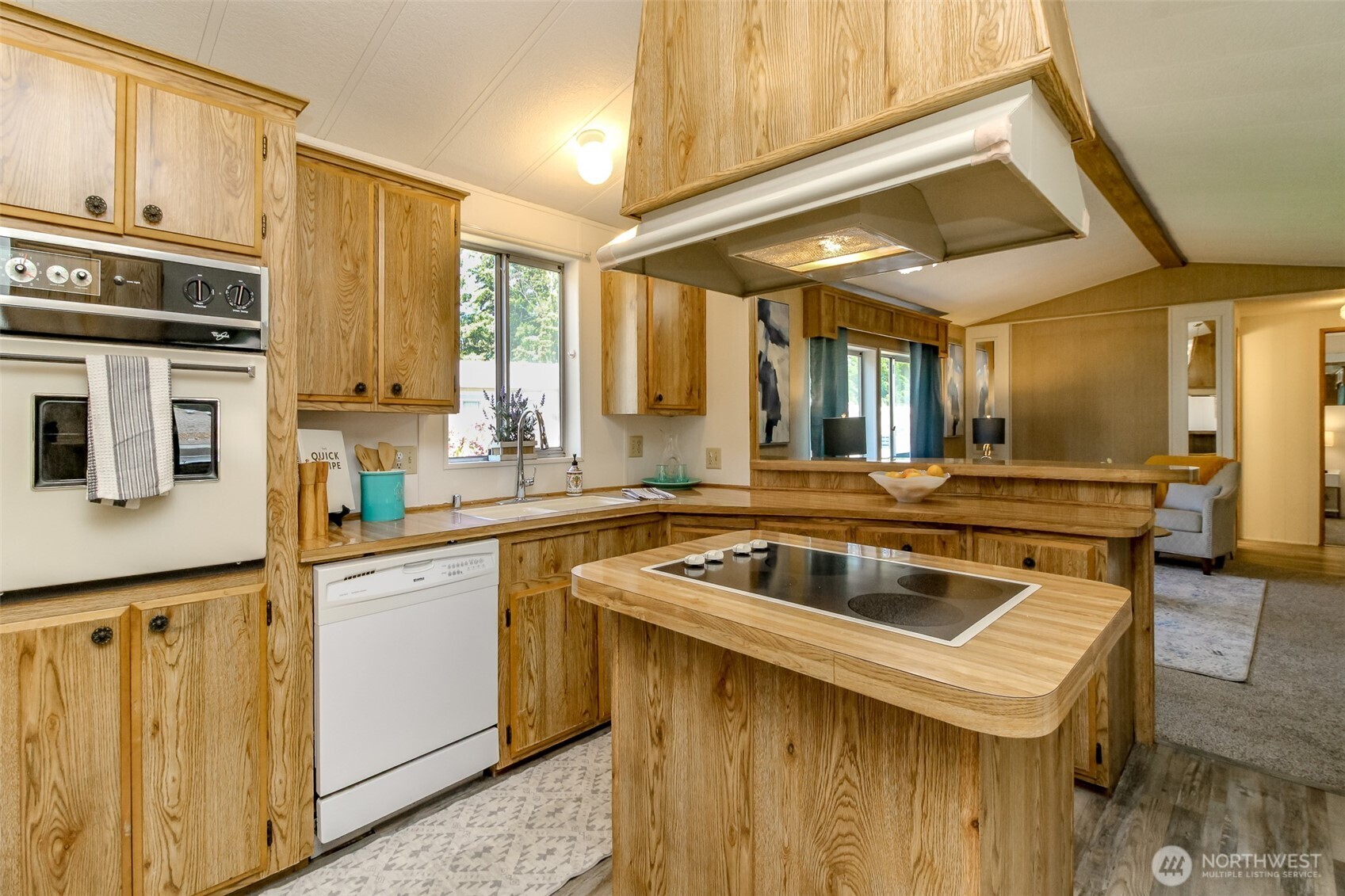 14014 Greenbelt Drive E