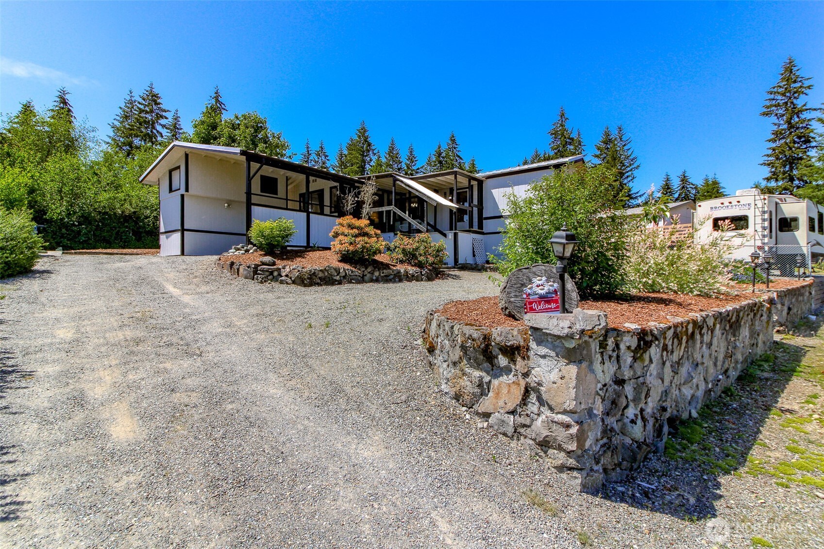 14014 Greenbelt Drive E