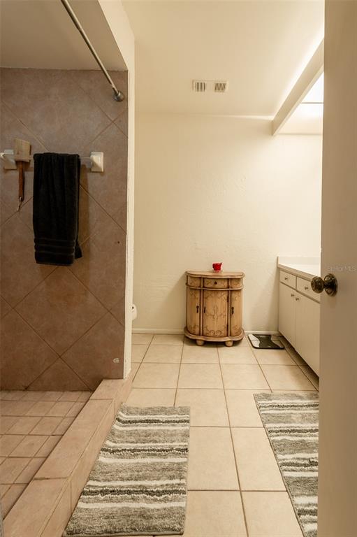 2245 BENEVA TERRACE Unit: 2245