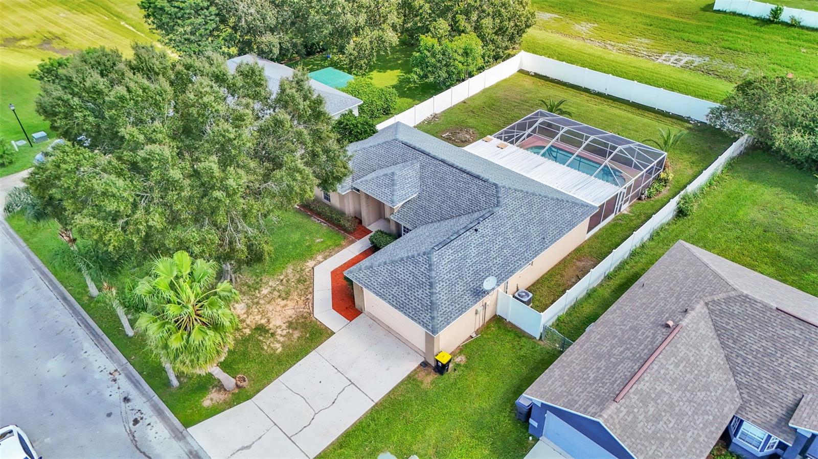 7642 HABERSHAM DR