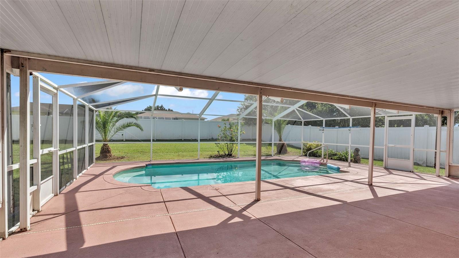 7642 HABERSHAM DR