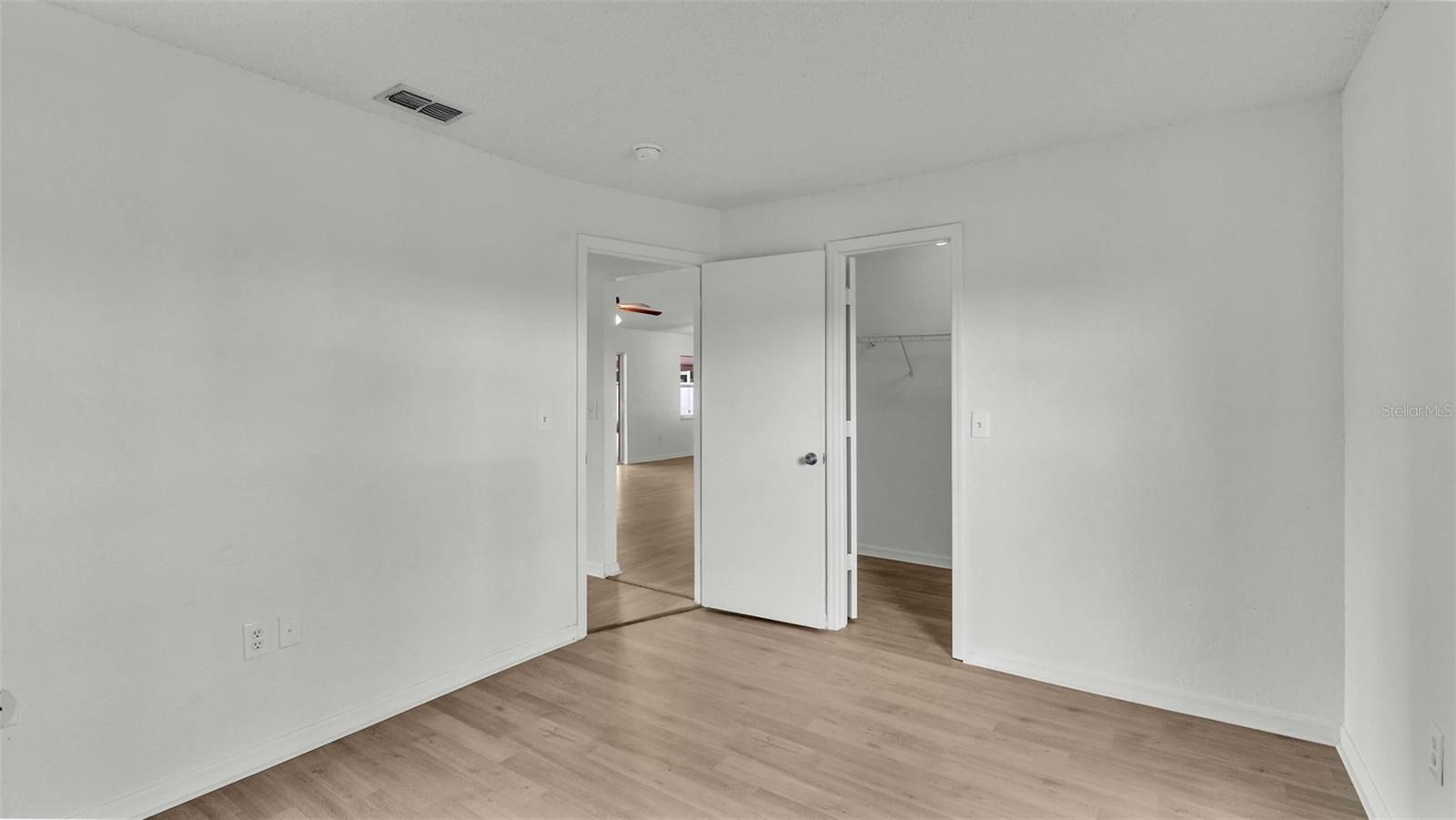 7642 HABERSHAM DR
