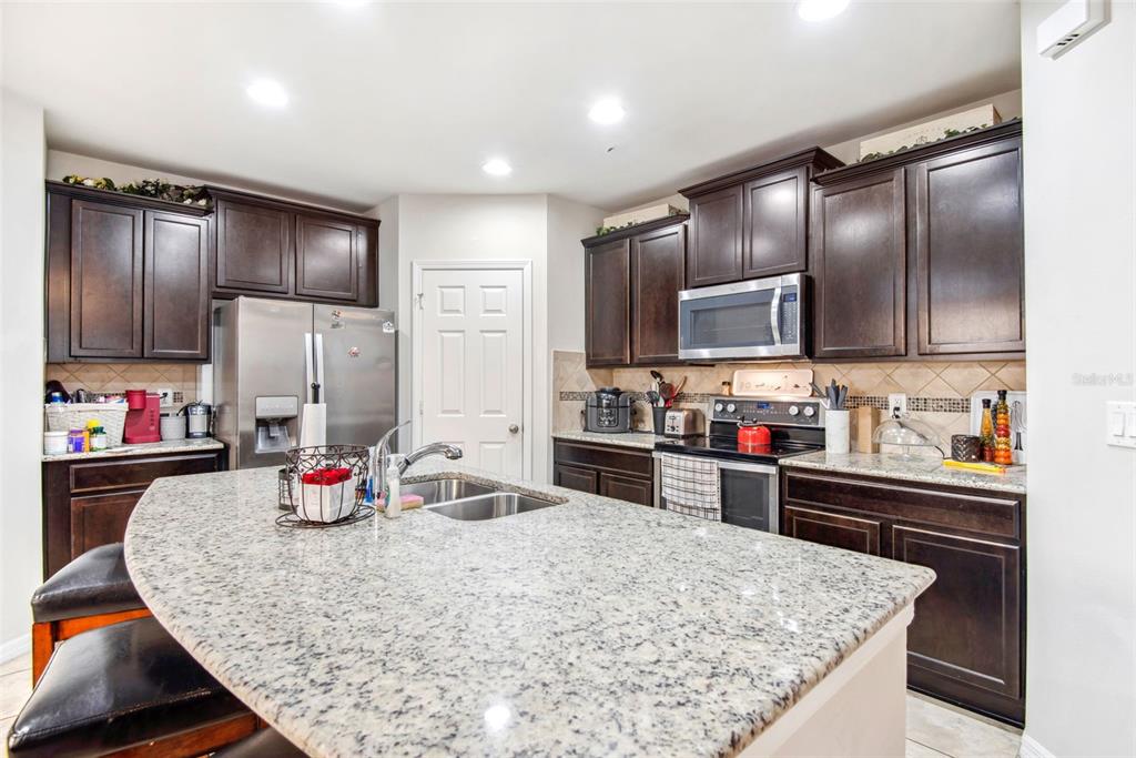 4736 SOMERSET HILL LANE