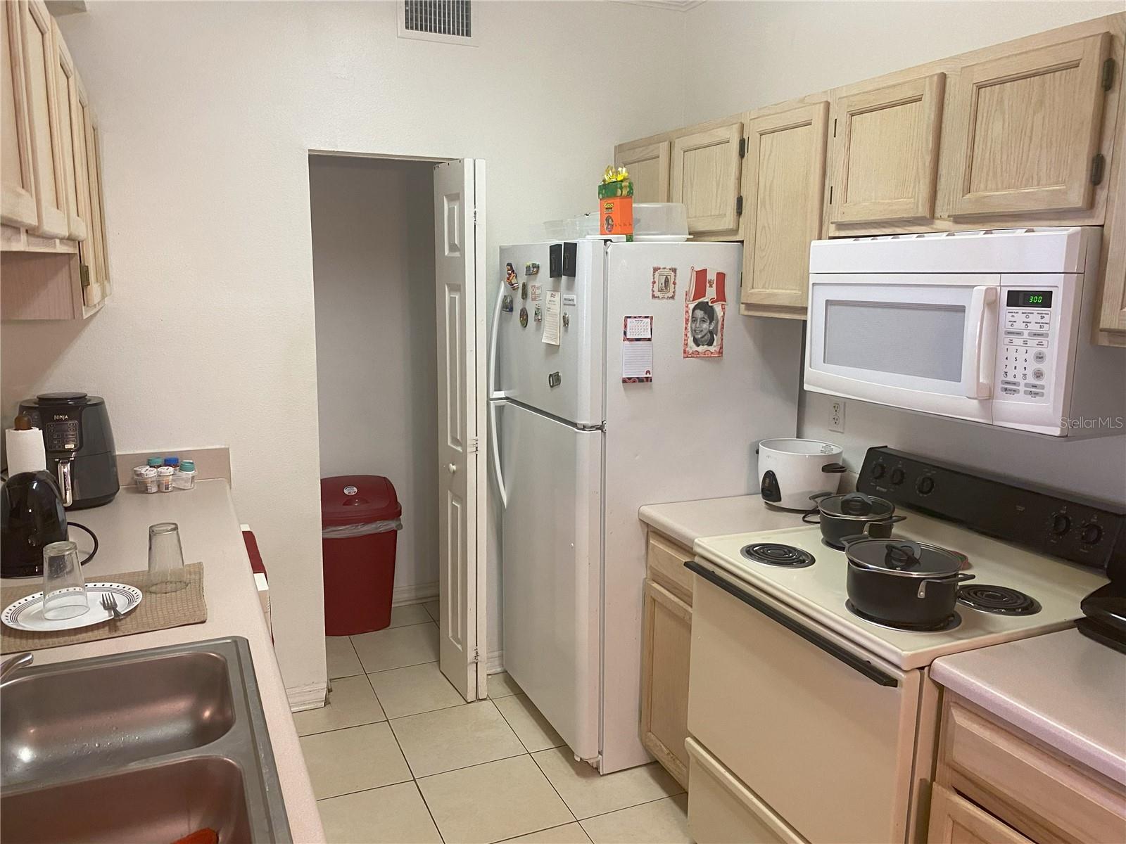 5604 PINNACLE HEIGHTS CIRCLE Unit: 102