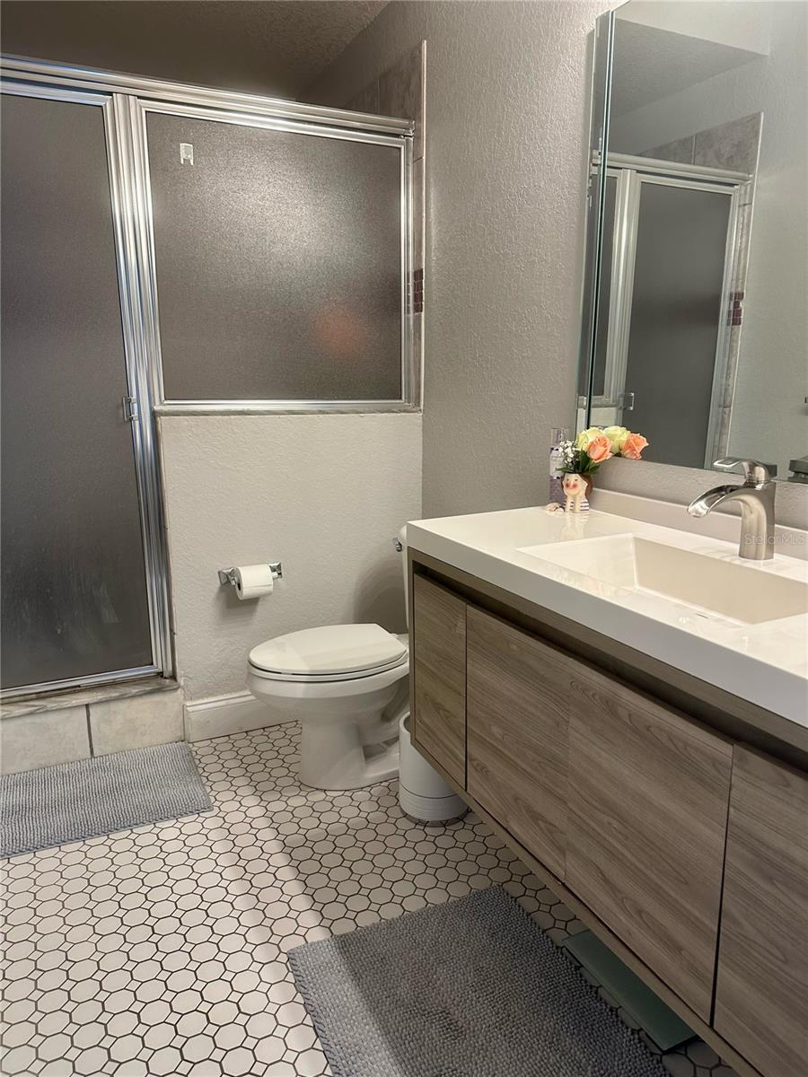 5020 SUNRIDGE PALMS DRIVE Unit: 101