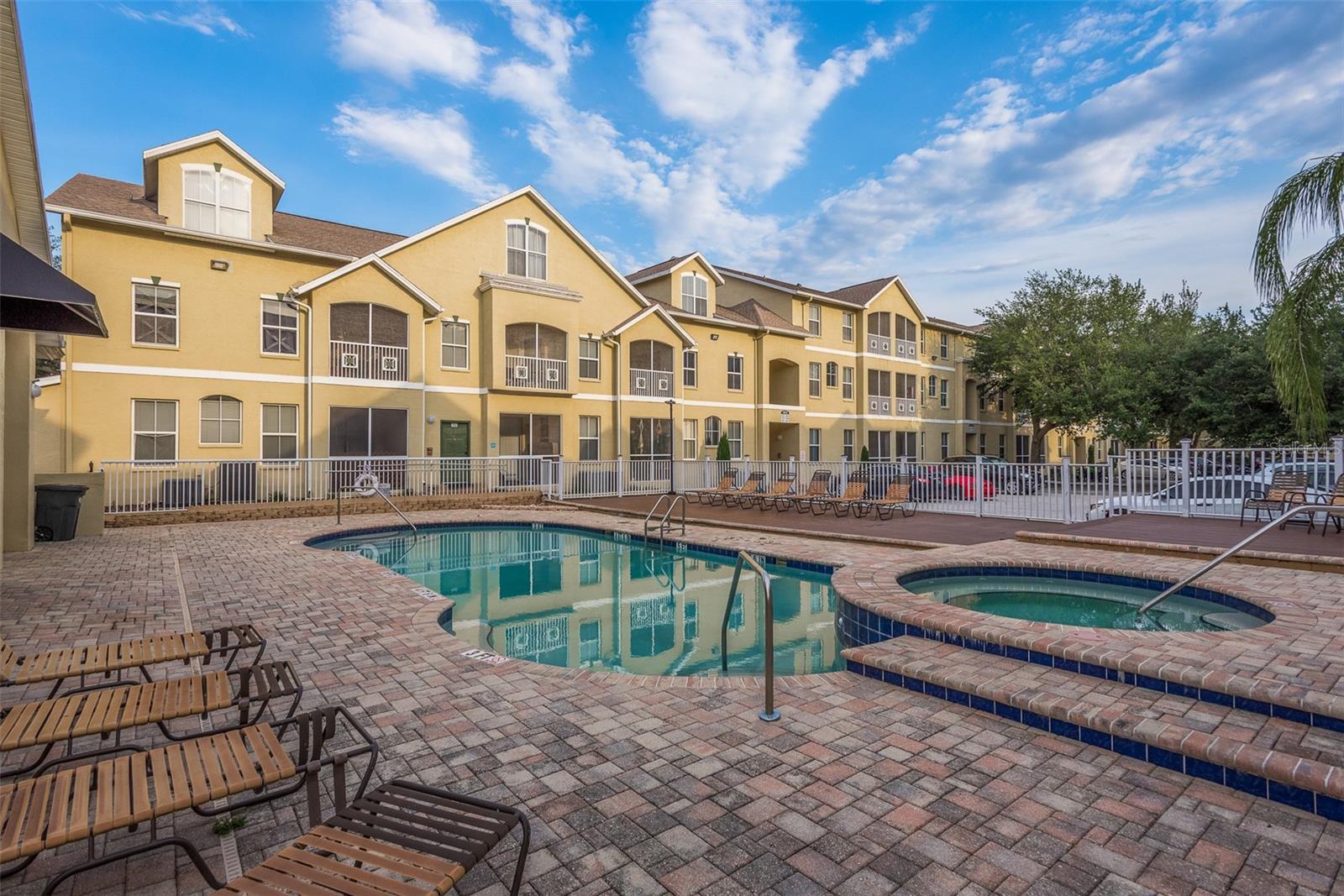 5020 SUNRIDGE PALMS DRIVE Unit: 101