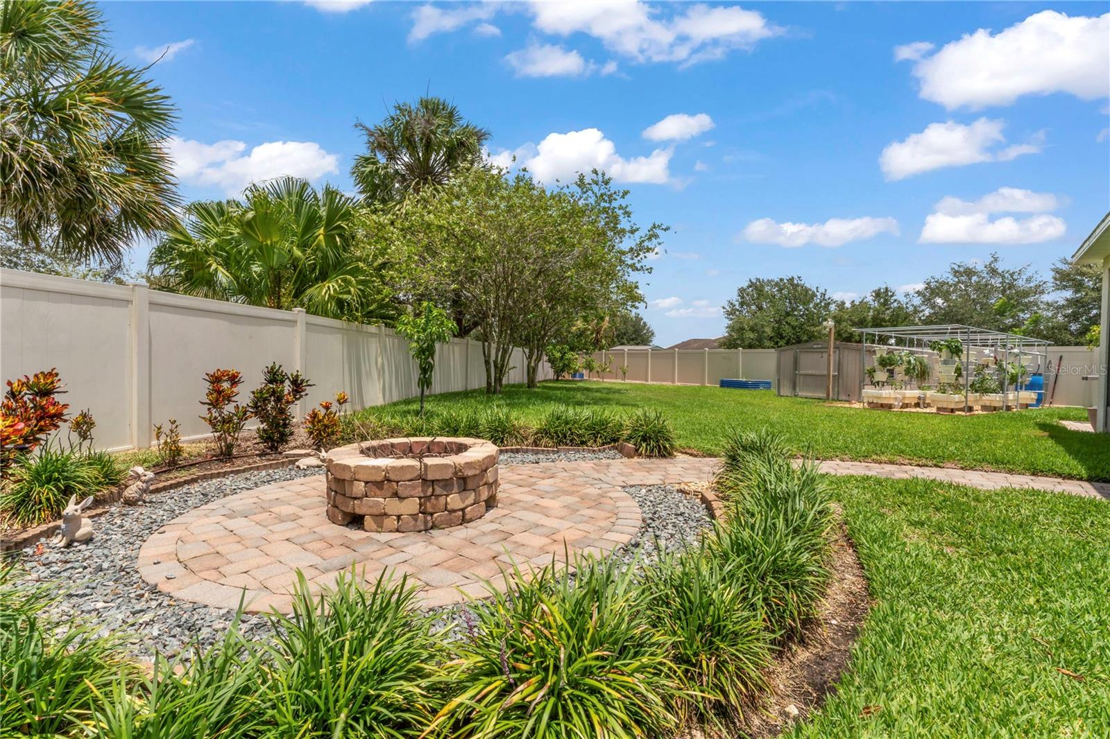 7313 SOMERSET POND DRIVE