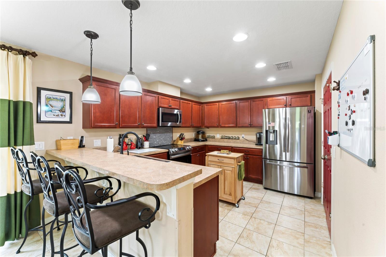 7313 SOMERSET POND DRIVE