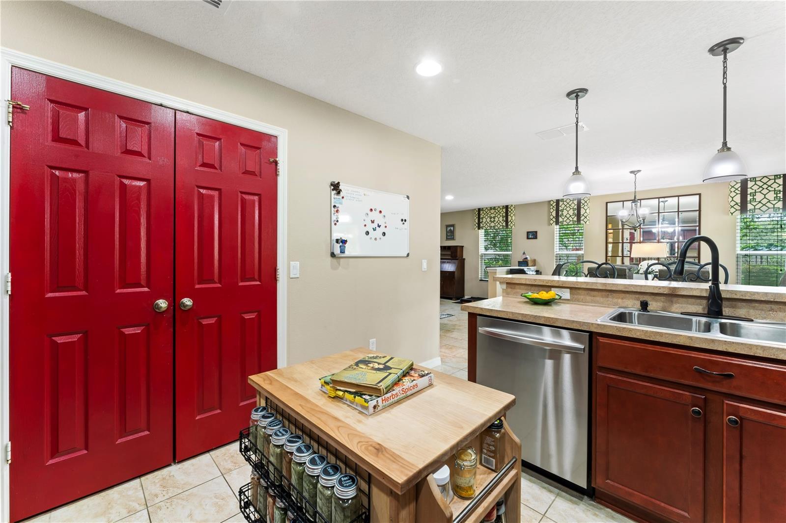 7313 SOMERSET POND DRIVE