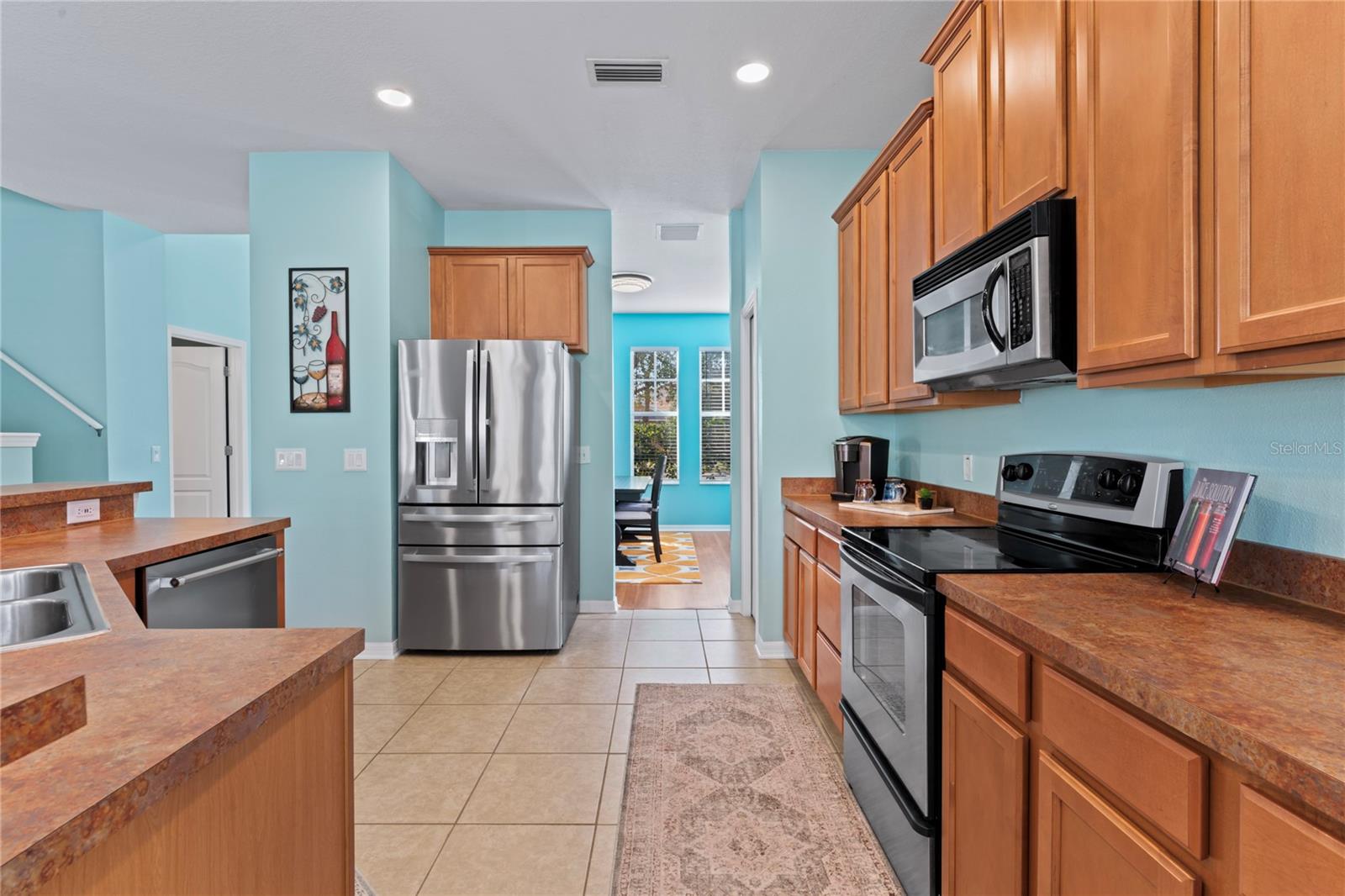 8723 SANDY PLAINS DRIVE