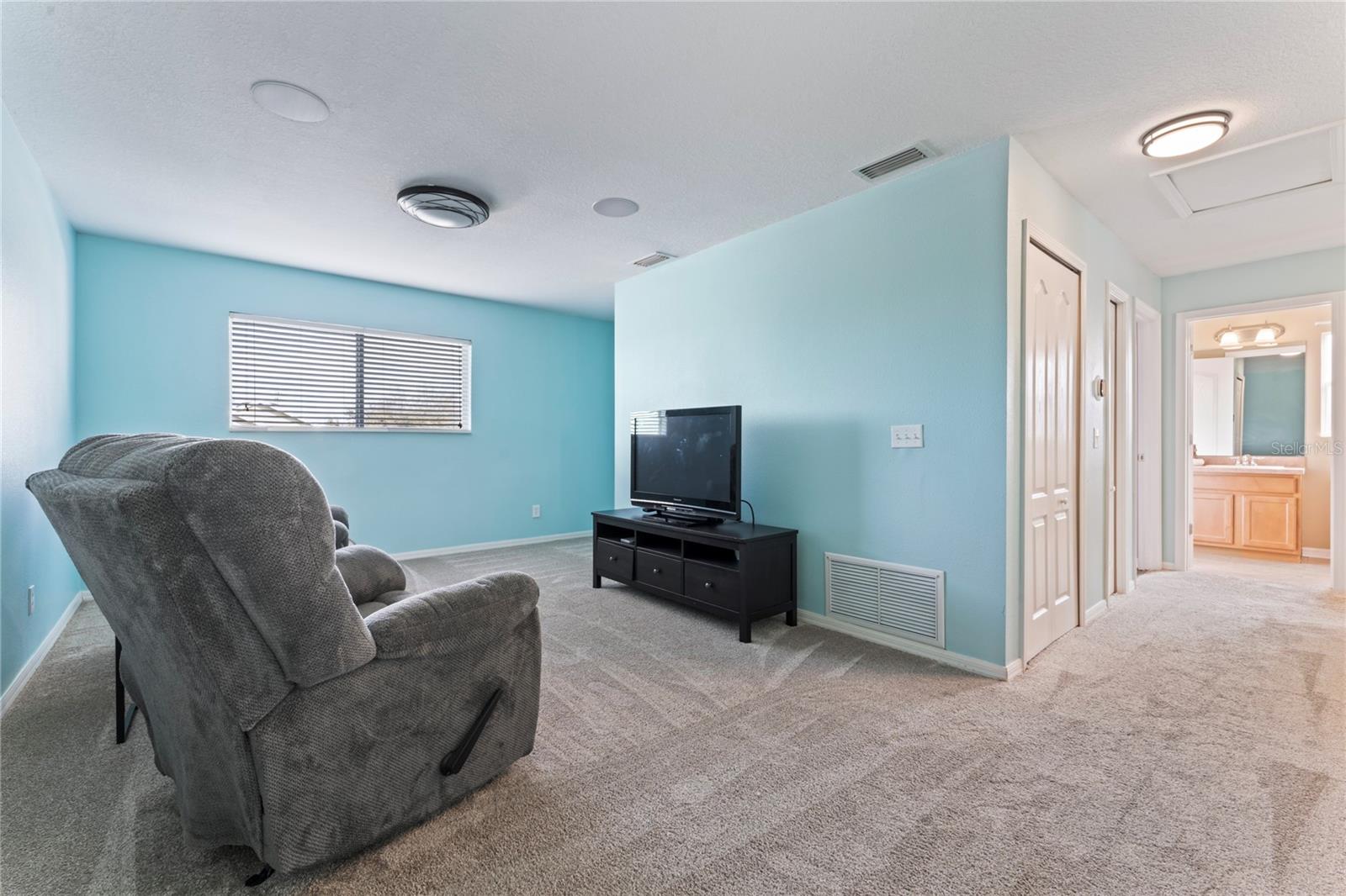 8723 SANDY PLAINS DRIVE