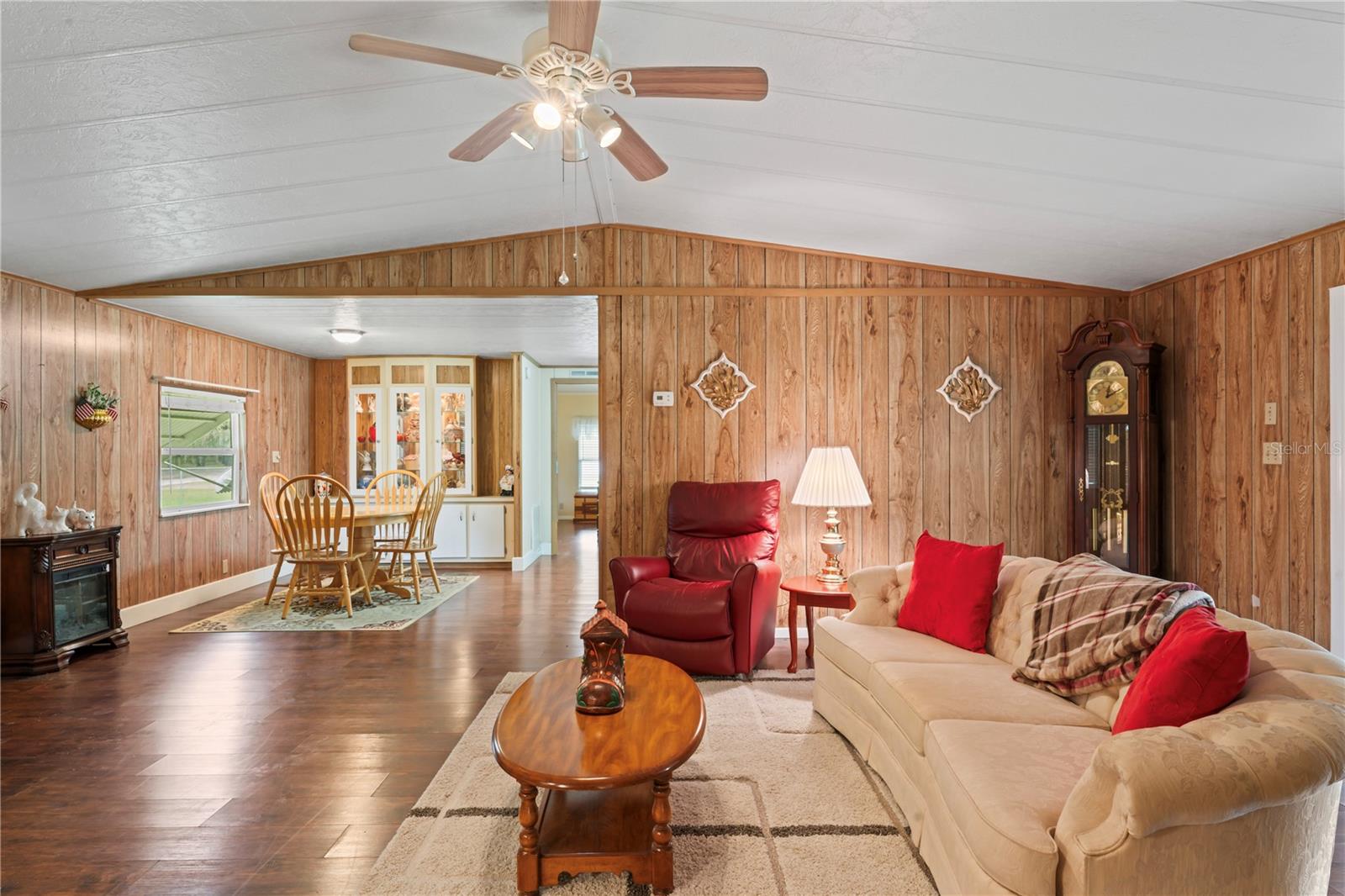 34814 APPALOOSA TRL