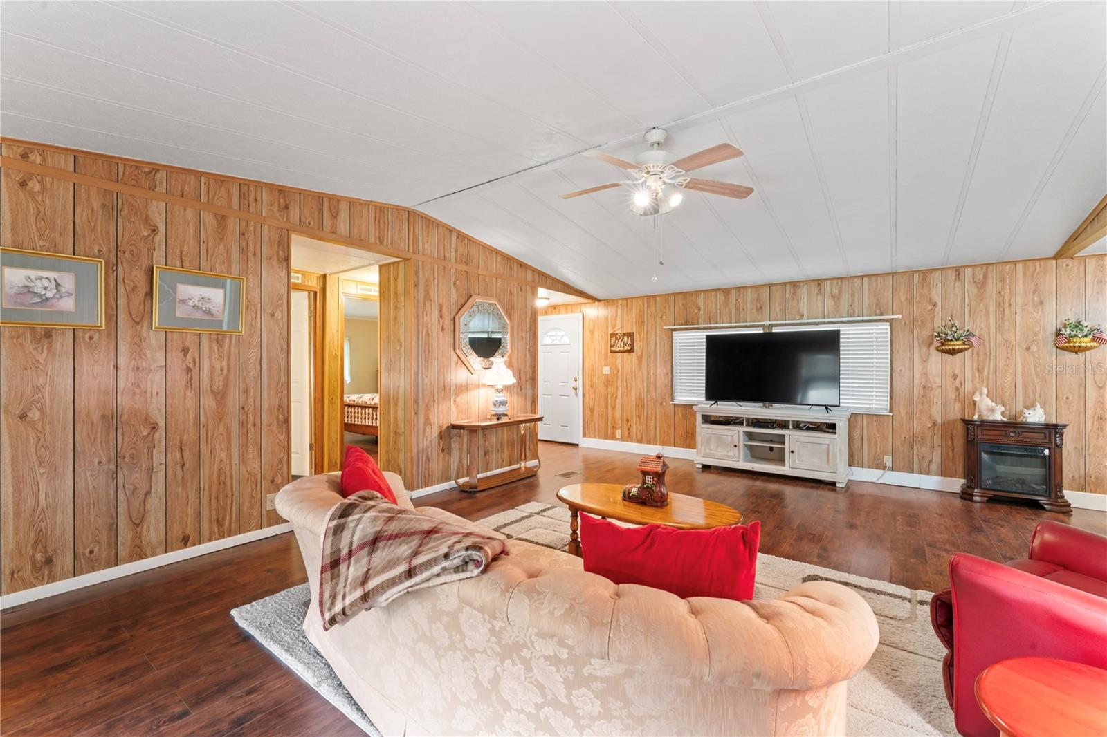 34814 APPALOOSA TRL