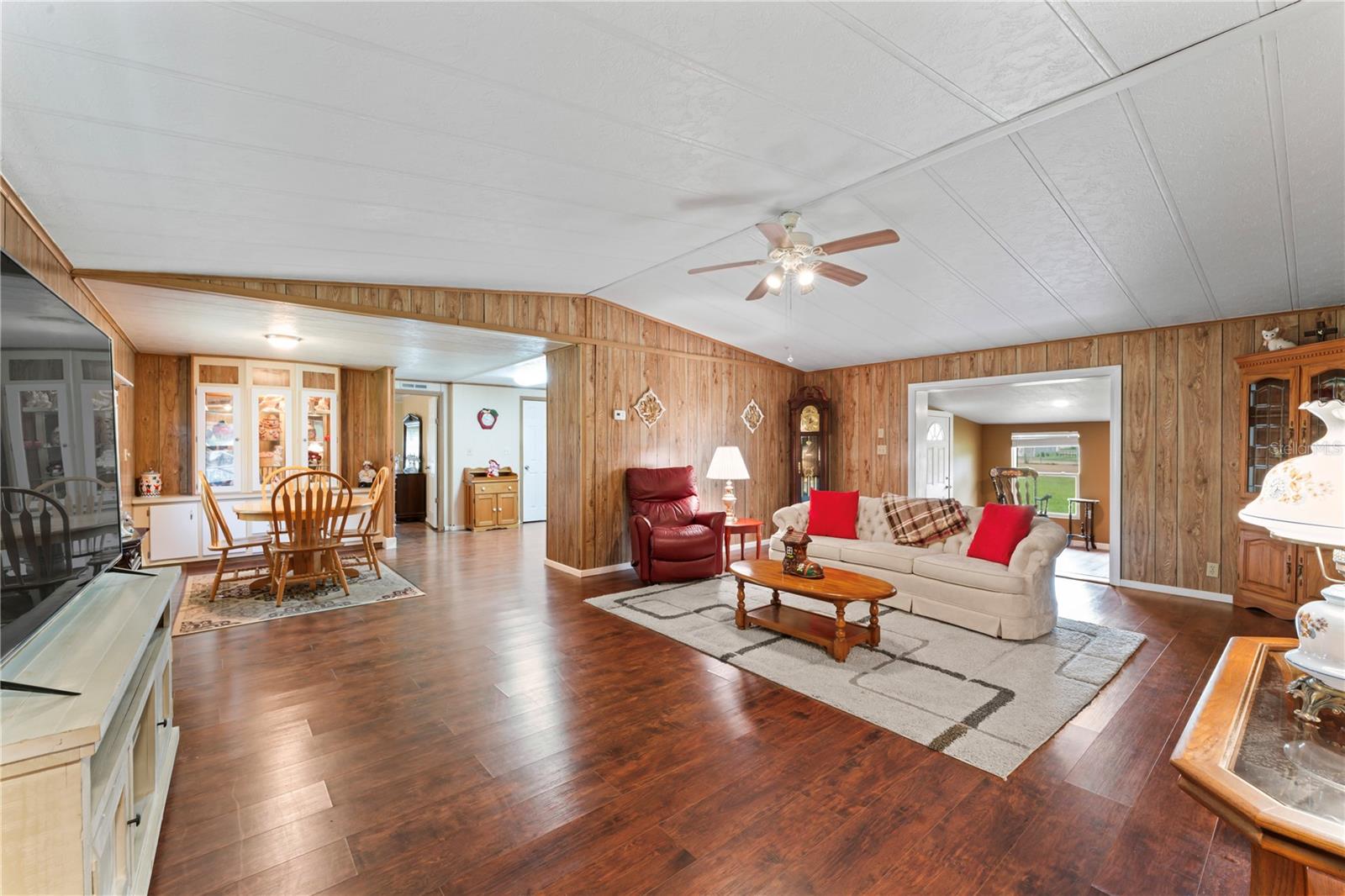 34814 APPALOOSA TRL