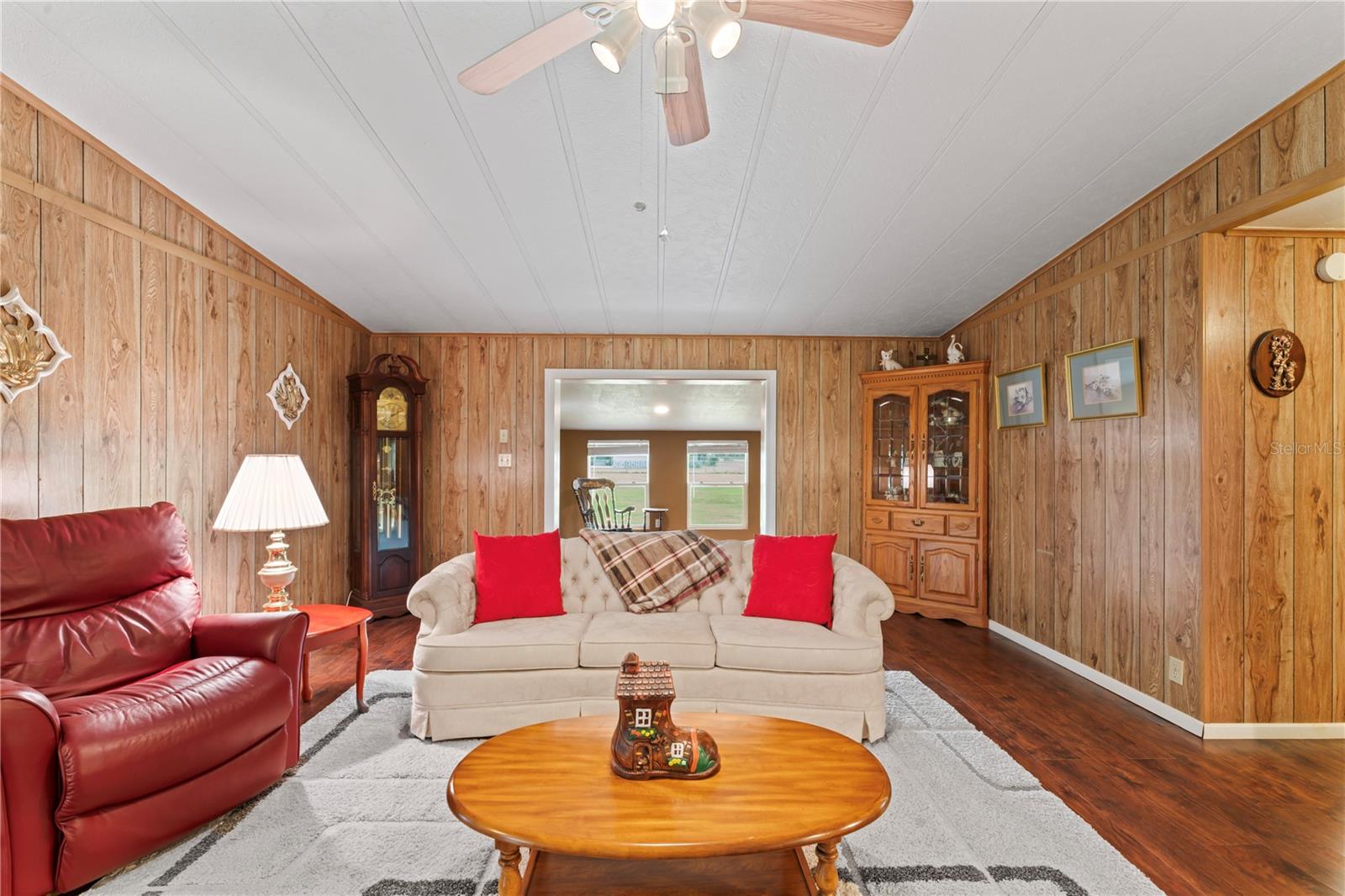 34814 APPALOOSA TRL