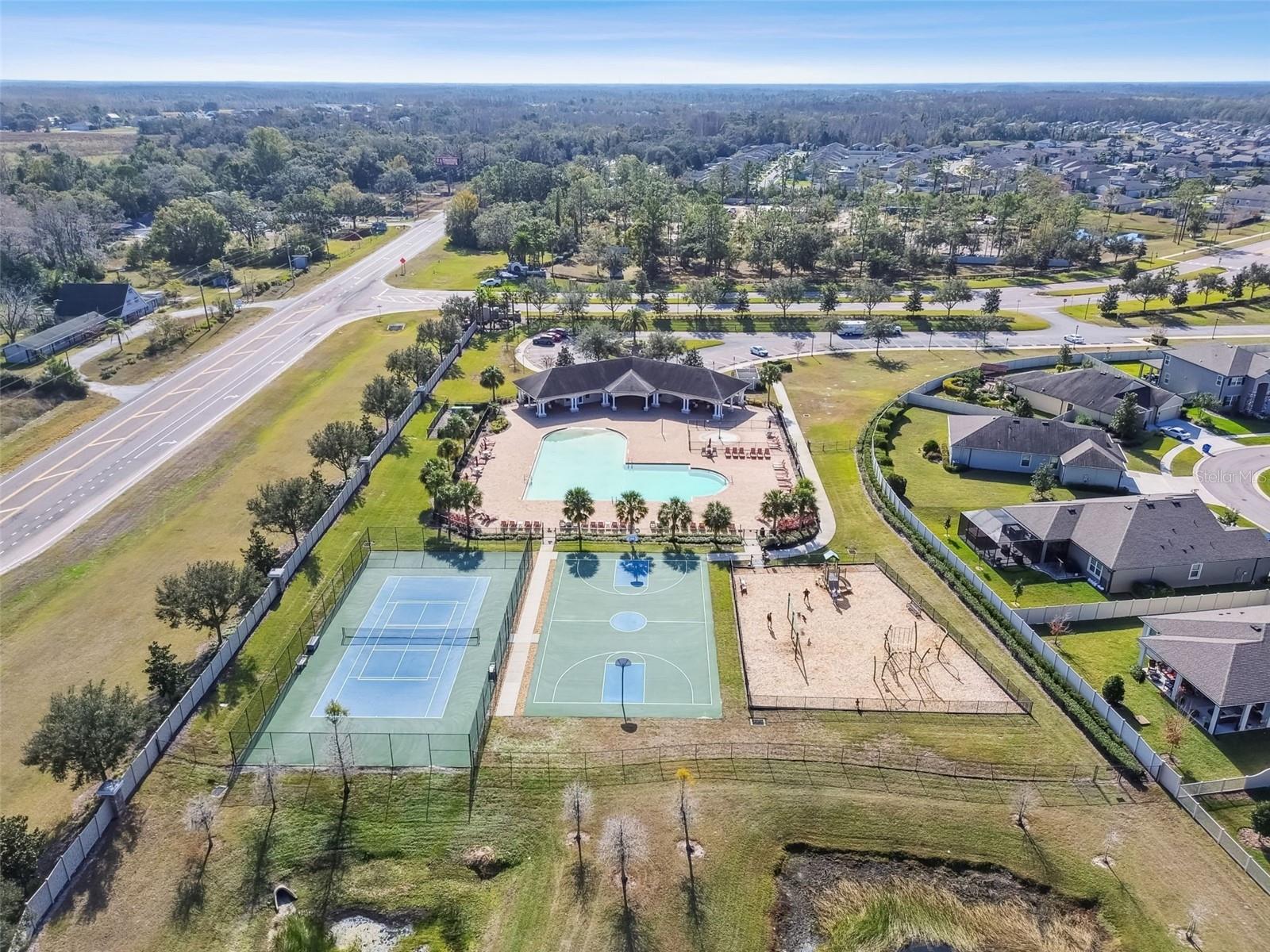 18241 ROMANESQUE CT
