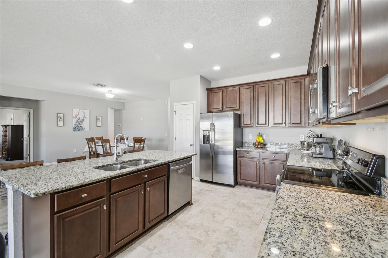 18241 ROMANESQUE CT