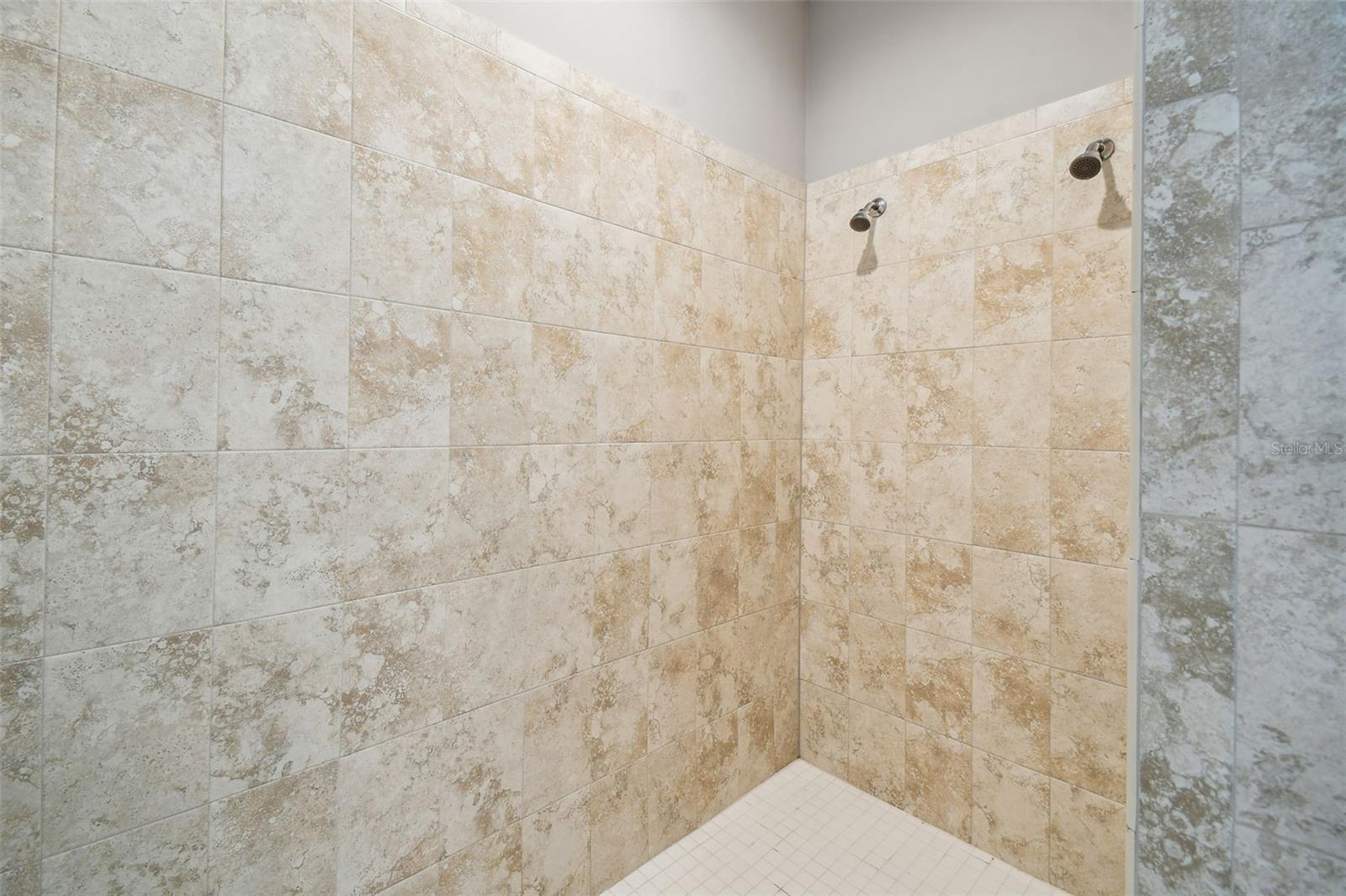 18241 ROMANESQUE CT