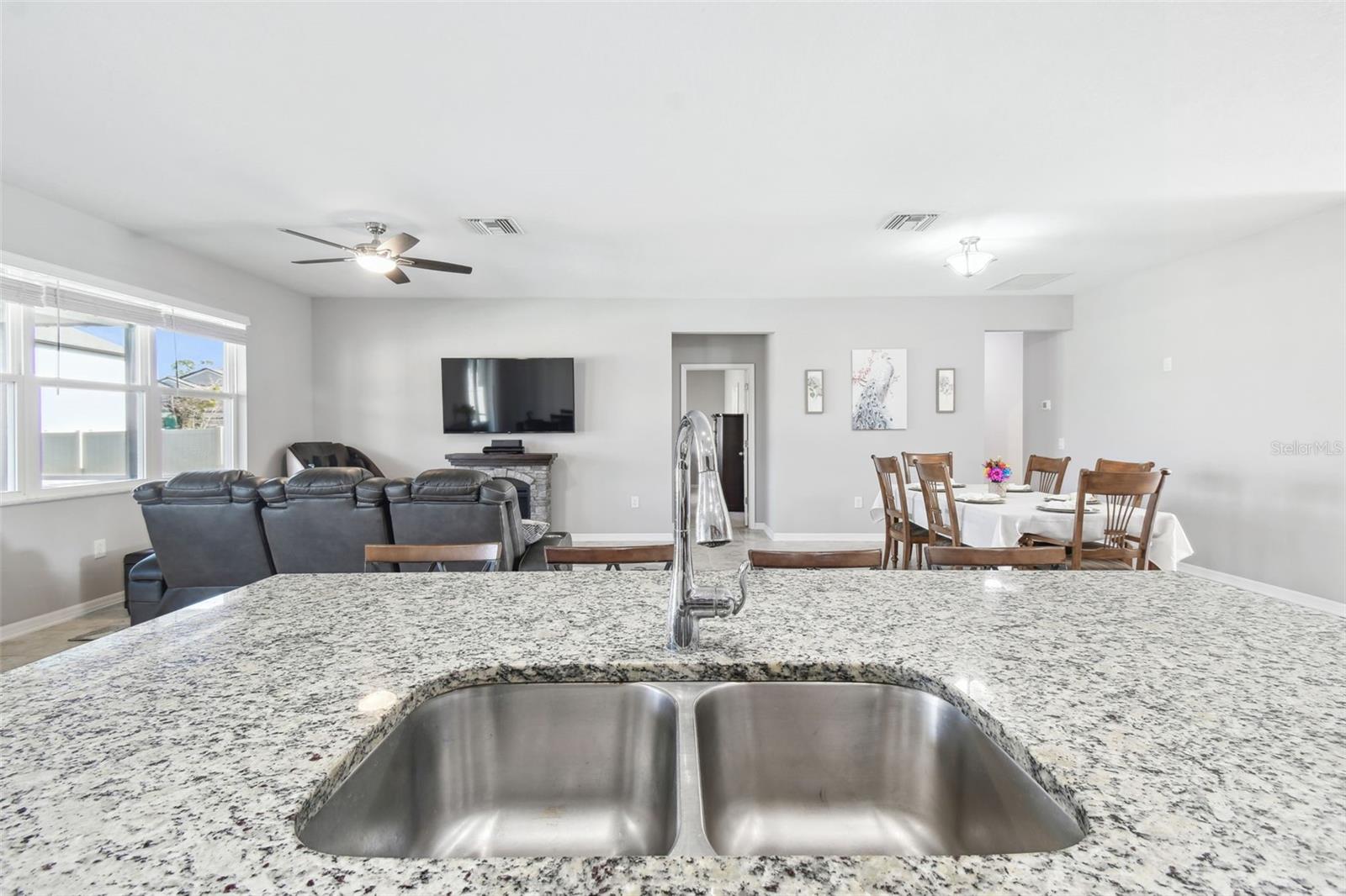18241 ROMANESQUE CT