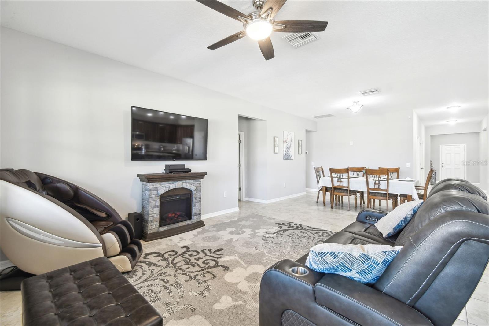 18241 ROMANESQUE CT