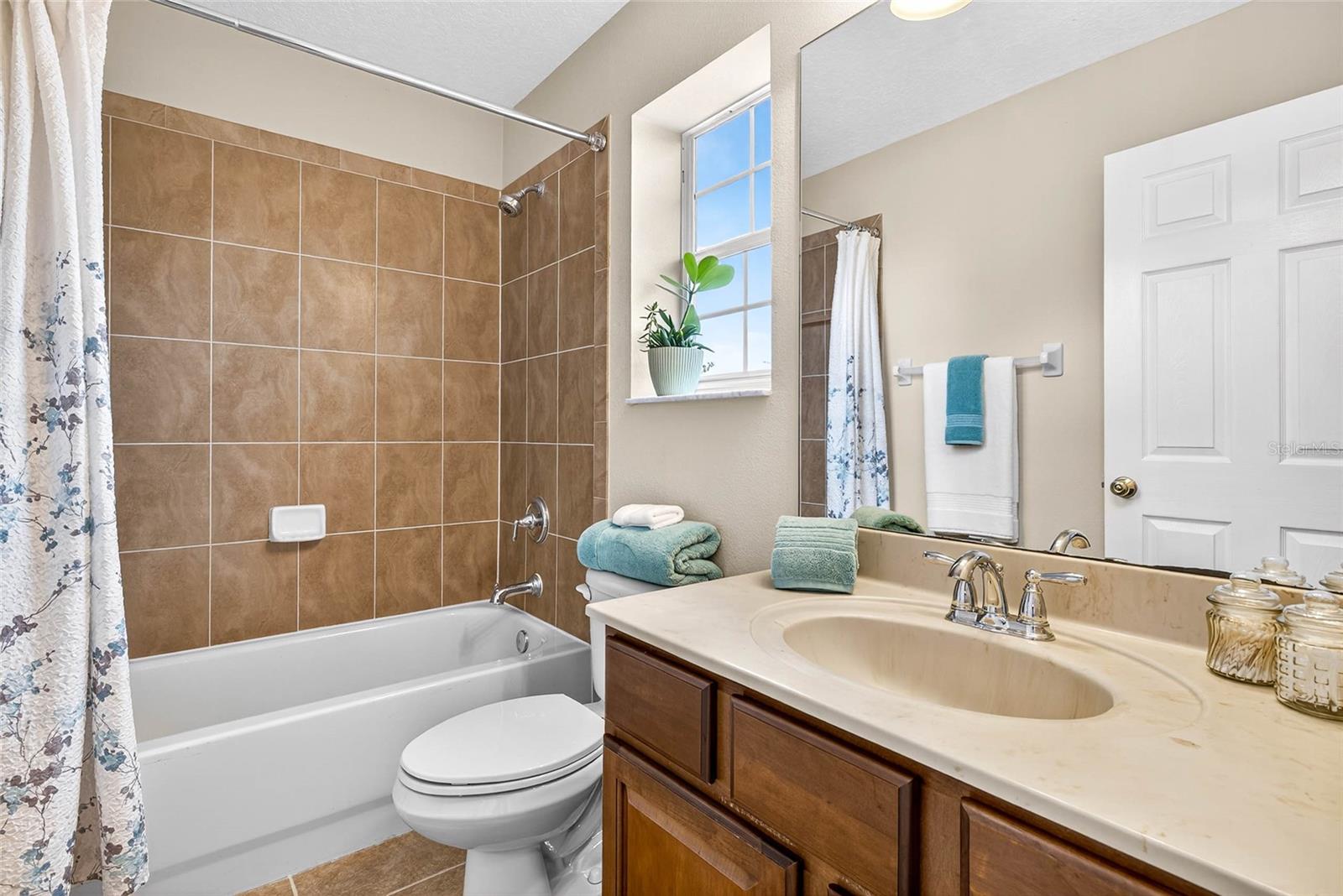 10859 BREAKING ROCKS DR